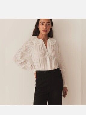 Jacey Doen White Textured Button-Down Blouse